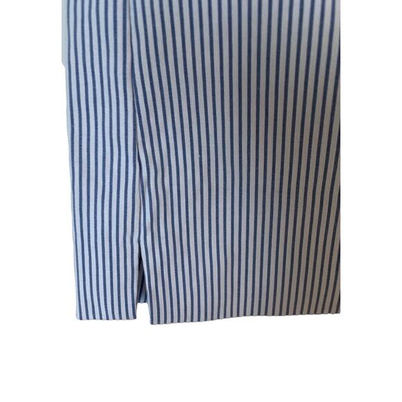 SC & Co Skort size medium blue and white pin stripes - Picture 5 of 9